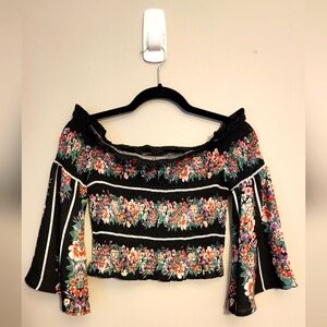 Jealous Tomato Sleeved Bell Sleeve Floral off The Shoulder Crop Top Size Medium